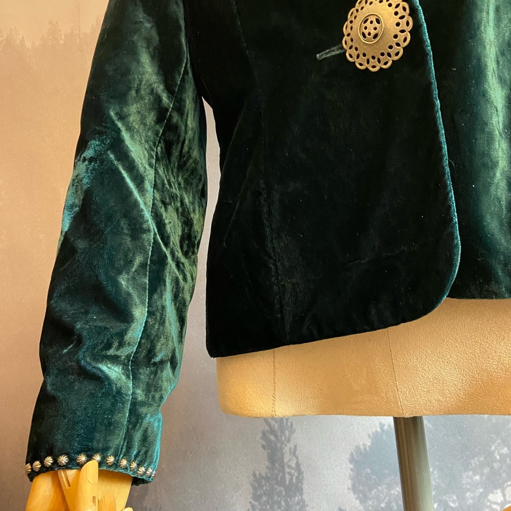 Double D Ranchwear - Picture 9 of 14